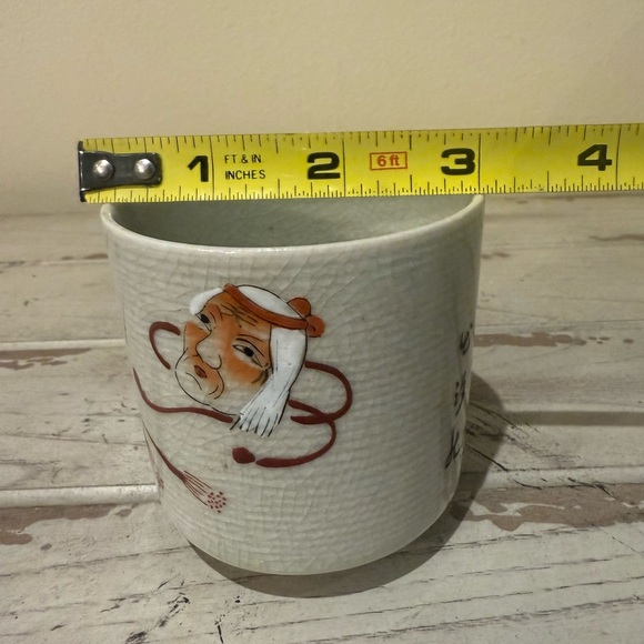 Kutani Ware Daruma Tea Cup - Picture 9 of 9